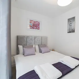 https://luxury-in2-london-apartment.brighton-hotels-england.com