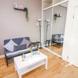 Flat Near Liverpool St & Shoreditch London. Apartamento